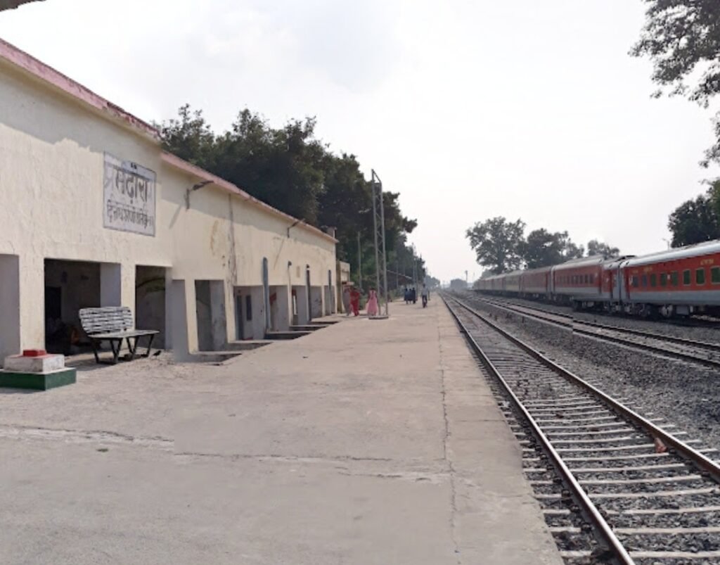 Amnour nearest railway madhoura railway station Amnour nearest railway madhoura Railway Station